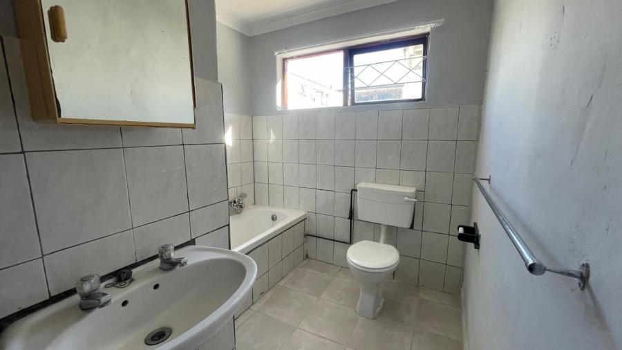 2 Bedroom Property for Sale in Cambridge Eastern Cape
